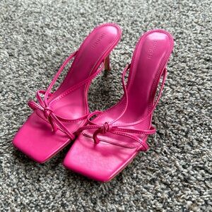 NEVER WORN hot pink high heels from forever21
